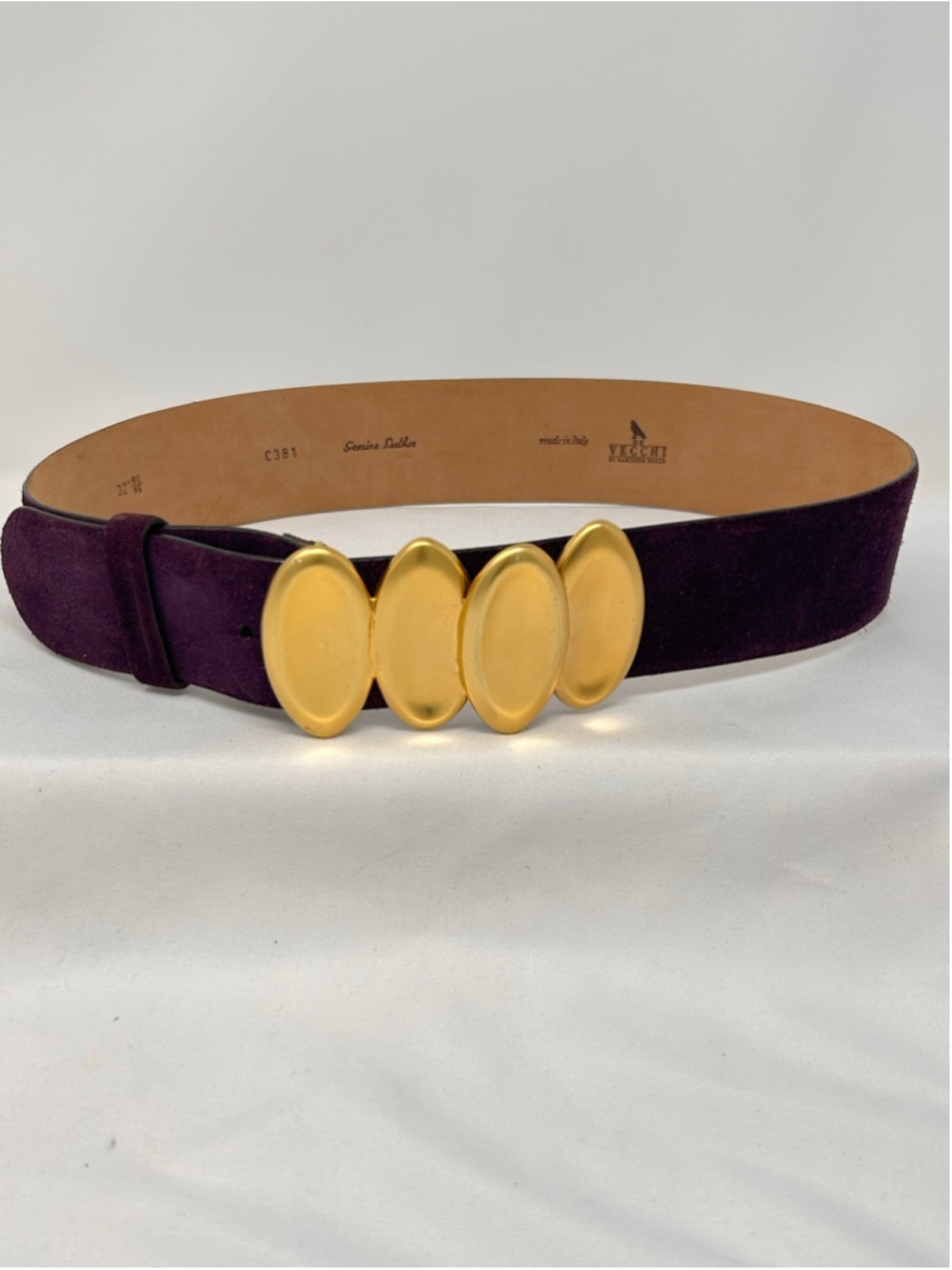 Vintage De Vecchi Hamilton Hodge Purple Suede Gold Statement Belt 32”